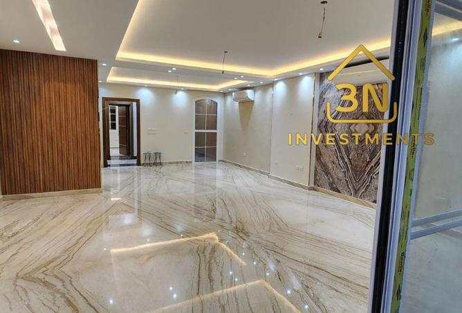 8326355 - Property Image 2