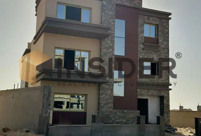 8328921 - Property Image 3