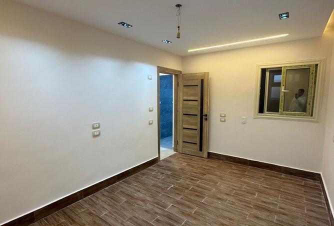 8329937 - Property Main Image