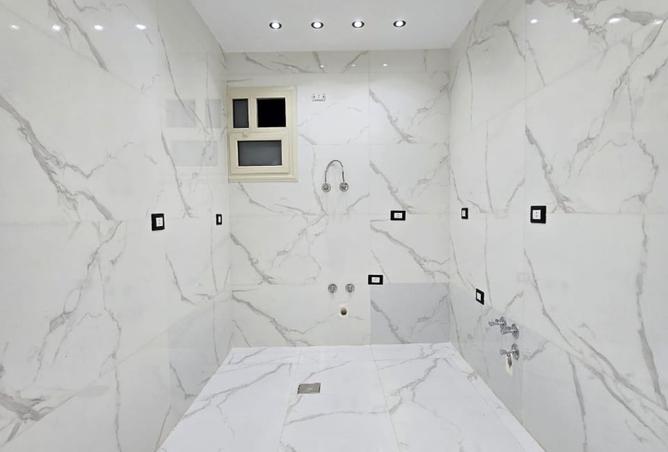 8329982 - Property Image 3