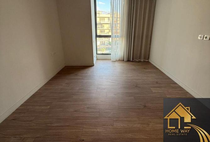 8330655 - Property Image 2