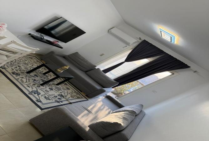 8332413 - Property Image 2