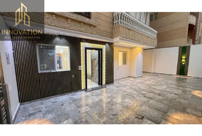 8331001 - Property Image 2