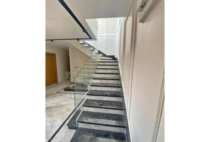 8331414 - Property Image 3