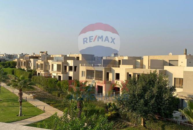 8331835 - Property Image 2