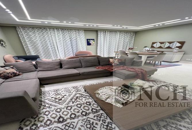 8331898 - Property Image 2