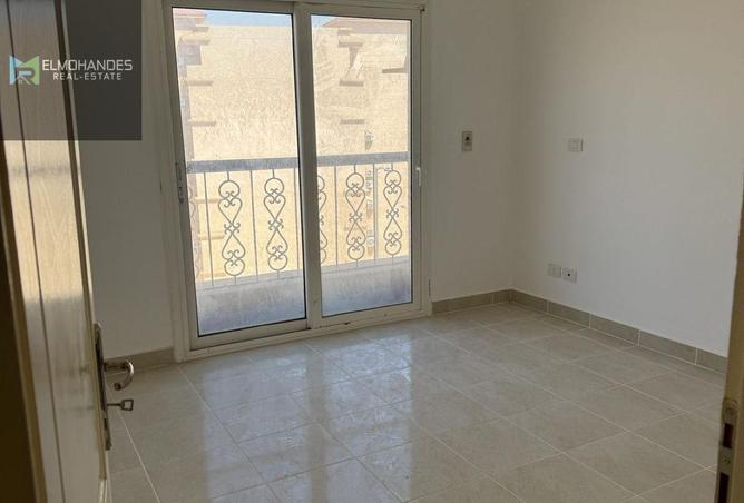 8332402 - Property Main Image