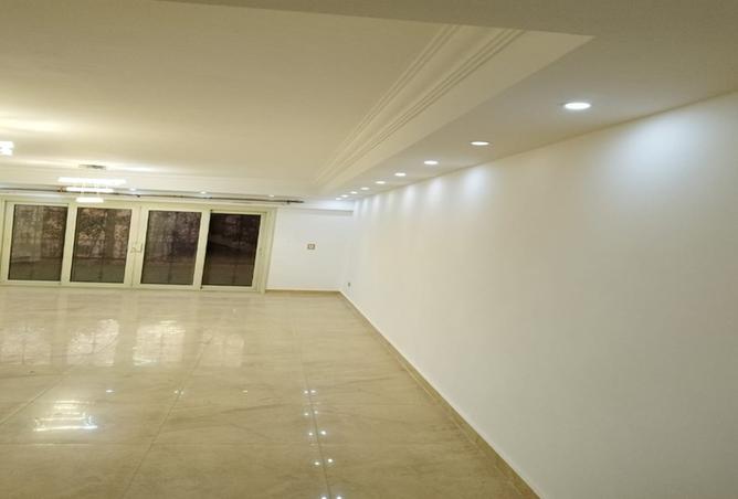 8381980 - Property Image 2