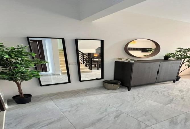 8334804 - Property Image 2