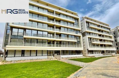 Apartment - 3 - 3 for sale in lakefront - Hadayek October - 6 October City - Giza