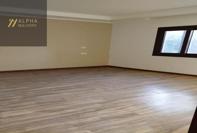 8338387 - Property Image 3