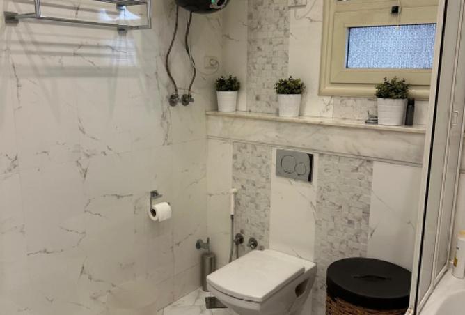 8353934 - Property Image 2