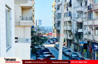Apartment - 3 Bedrooms - 2 Bathrooms for sale in Port Said St. - El Shatby - Hay Wasat - Alexandria