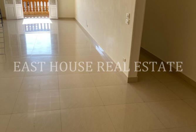 8341720 - Property Image 3