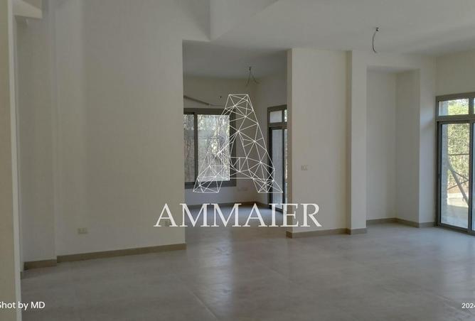 8342476 - Property Image 2