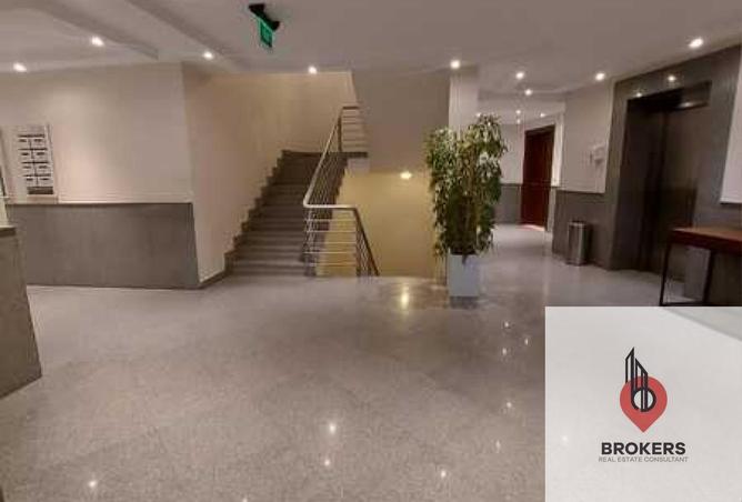 8343600 - Property Image 3