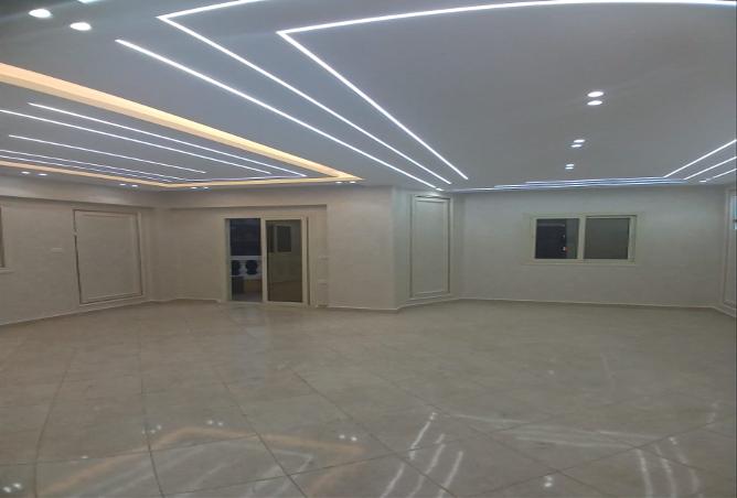 8344511 - Property Image 2