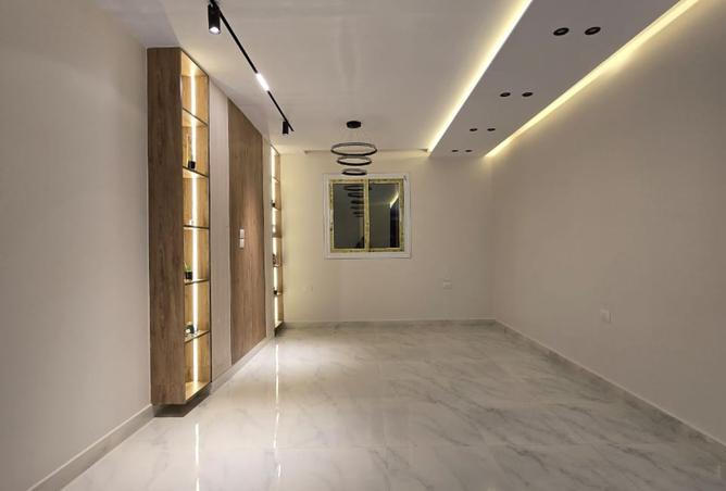 8345067 - Property Image 3