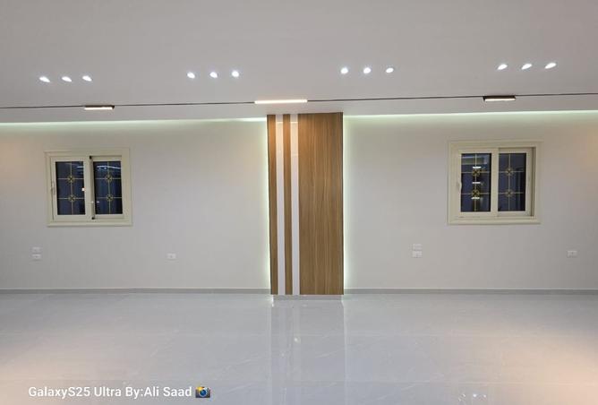 8350684 - Property Image 2