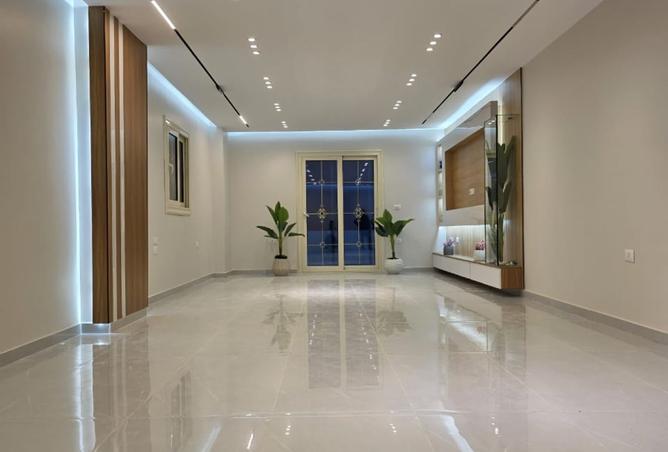 8350684 - Property Image 3