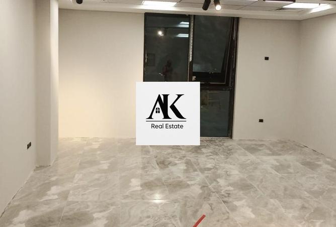 8351870 - Property Image 2