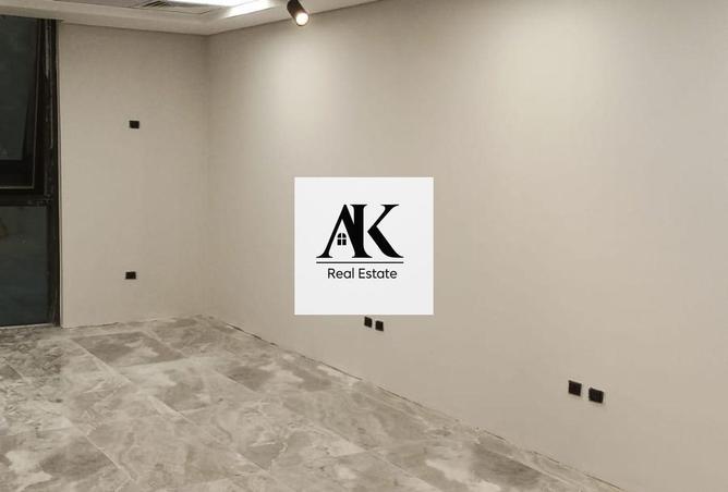 8351870 - Property Image 3