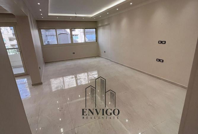 8352785 - Property Main Image