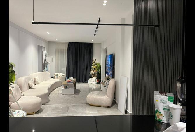 8352880 - Property Image 2