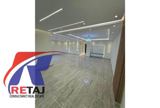 8352839 - Property Image 3