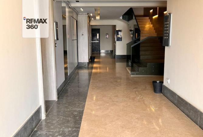 8358882 - Property Image 2