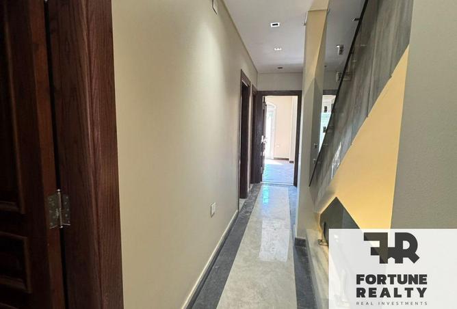 8357600 - Property Image 3