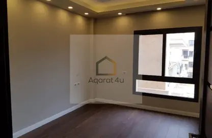 شقة - 3 غرف نوم - 3 حمامات للايجار في 6 ويست - بيفرلي هيلز - كمبوندات الشيخ زايد - الشيخ زايد - الجيزة