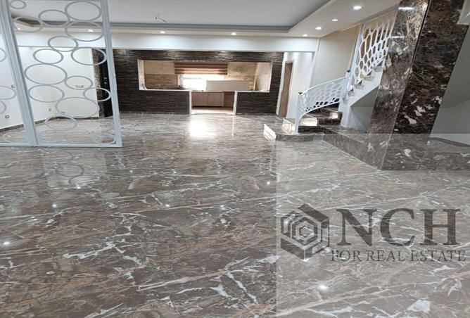 8358056 - Property Main Image