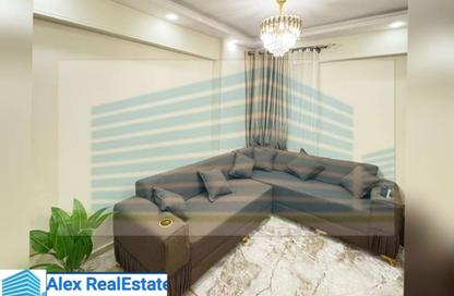 Apartment - 2 Bedrooms - 1 Bathroom for rent in Omar Lotfy St. - Sporting - Hay Sharq - Alexandria