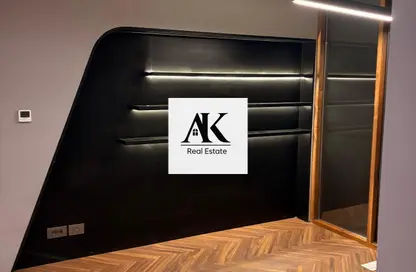 مساحات مكتبية - غرفة نوم - 1 حمام للايجار في تريفيوم سكوير - شارع التسعين الشمالي - التجمع الخامس - مدينة القاهرة الجديدة - القاهرة