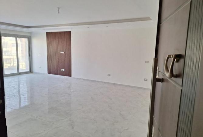 8360117 - الصورة الرئيسية للعقار