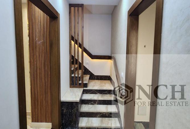 8359412 - Property Image 3