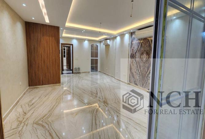 8359412 - Property Main Image