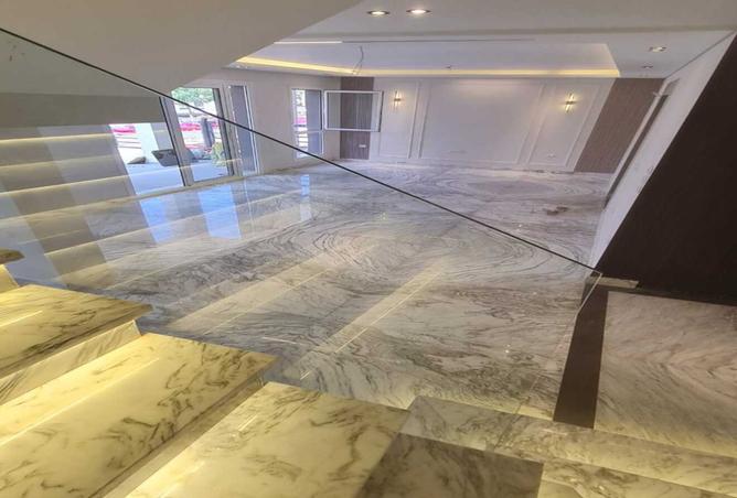 8363617 - Property Image 3