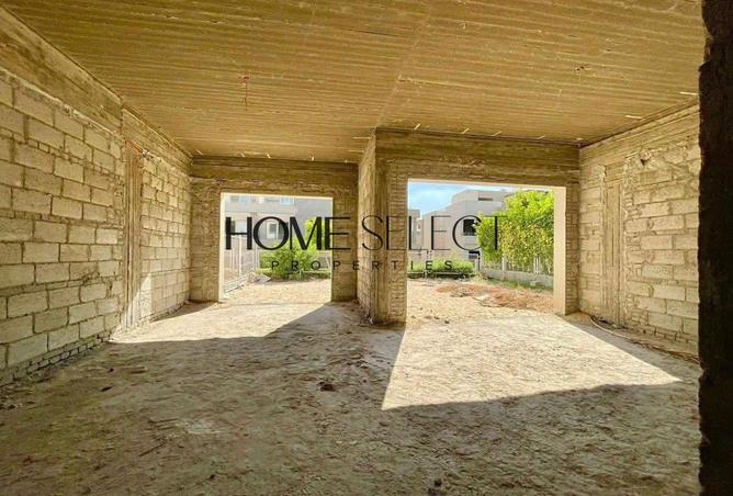 8372388 - Property Image 2