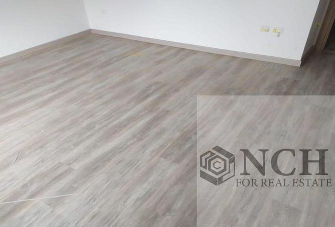 8364115 - Property Image 2