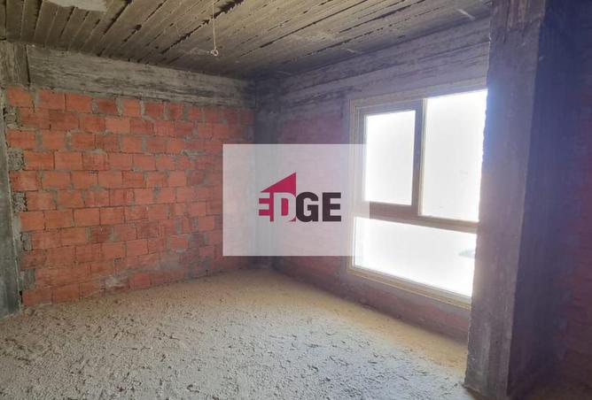 8370811 - Property Image 3