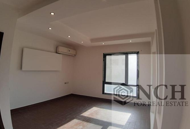 8364375 - Property Image 3