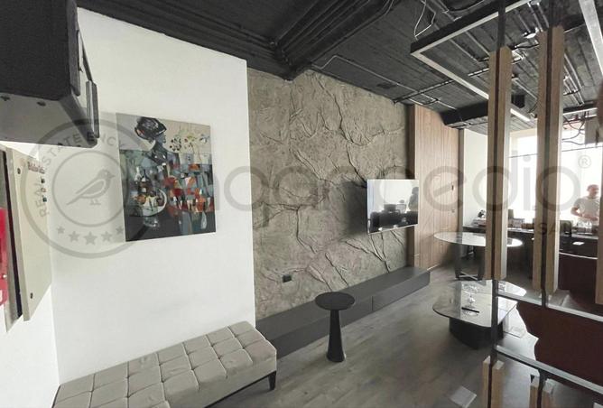 8364657 - Property Image 2