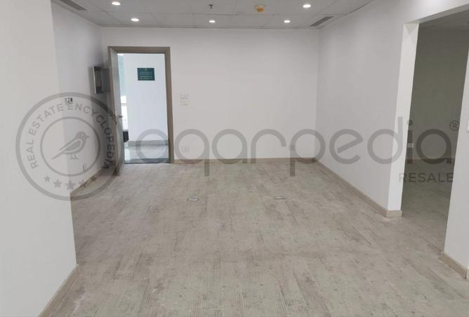 8365301 - Property Image 3