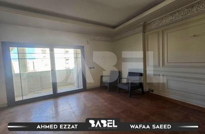 Apartment - 3 Bedrooms - 3 Bathrooms for sale in Kafr Abdo - Roushdy - Hay Sharq - Alexandria