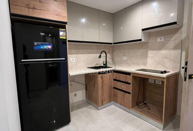 8366380 - Property Image 2