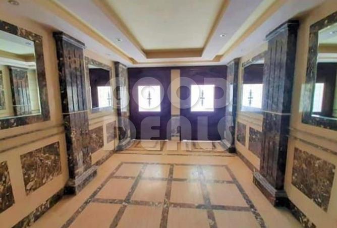 8367245 - Property Image 2