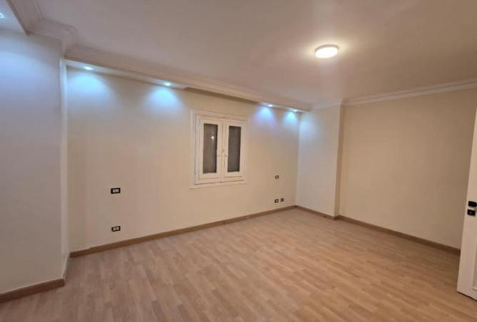 8367834 - Property Image 2