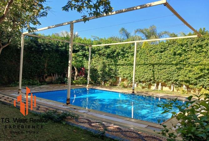 8367993 - Property Image 3